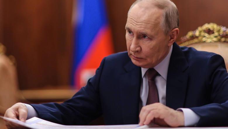 Putin spune că a primit un mesaj de la noul lider suprem al Iranului: Rusia „va face totul pentru interesul lui”