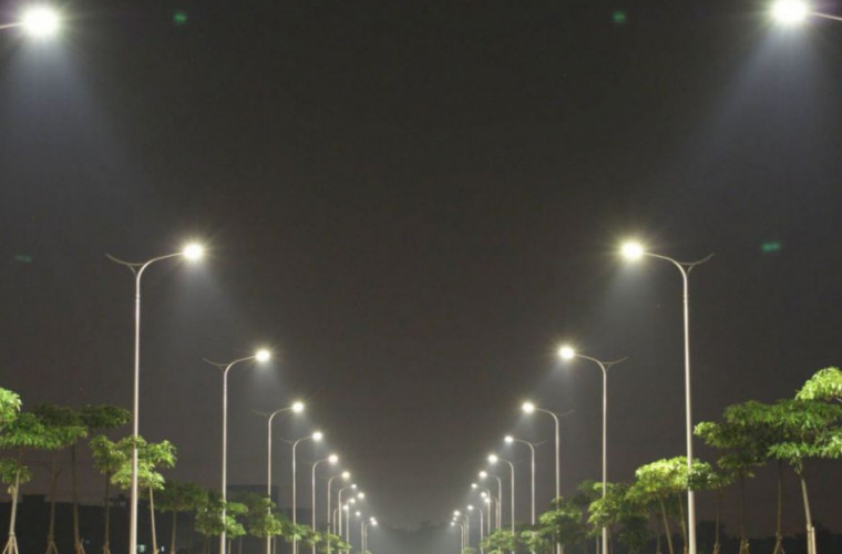 Iluminarea stradală în orașele din R. Moldova a ajuns la 83%