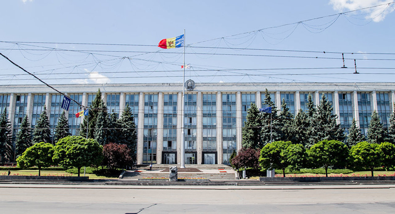 Ziua Internațională a Muncii // Guvernul își reafirmă angajamentul de a susține un mediu de lucru bazat pe respect, echitate și oportunități reale de creștere