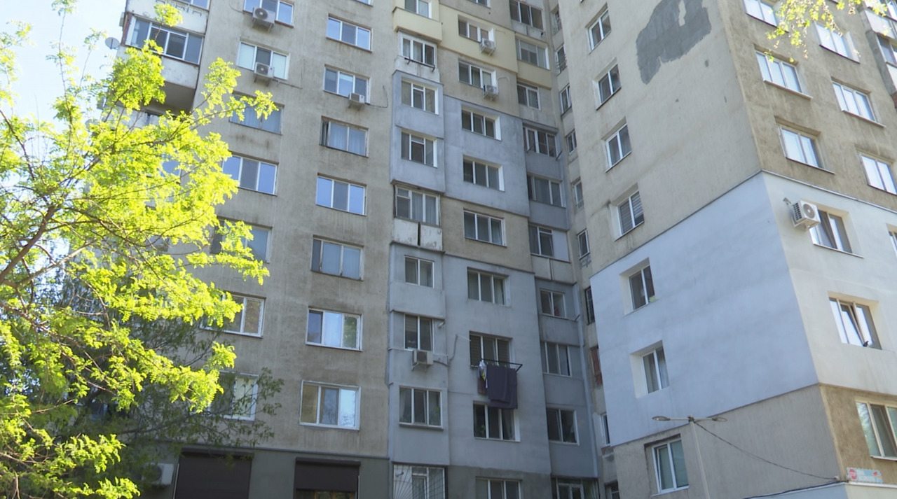 Schemă infracțională de milioane, cu apartamente: Trei persoane și-au aflat sentințele