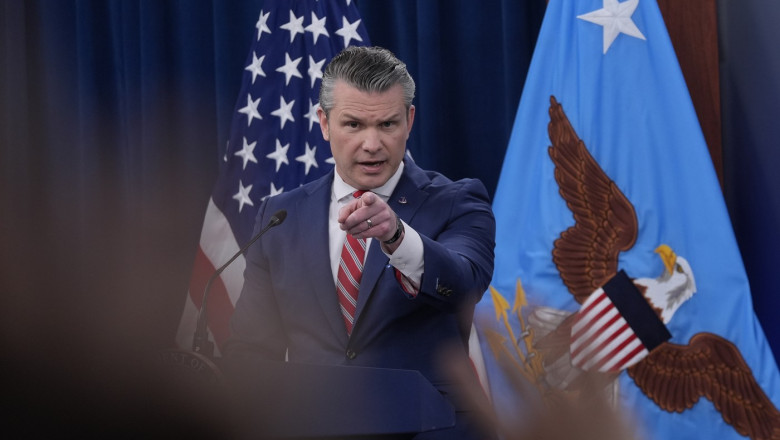 Pete Hegseth spune că „armistițiul dintre SUA și Iran e încă în vigoare”. „Iranul nu controlează Strâmtoarea Ormuz”