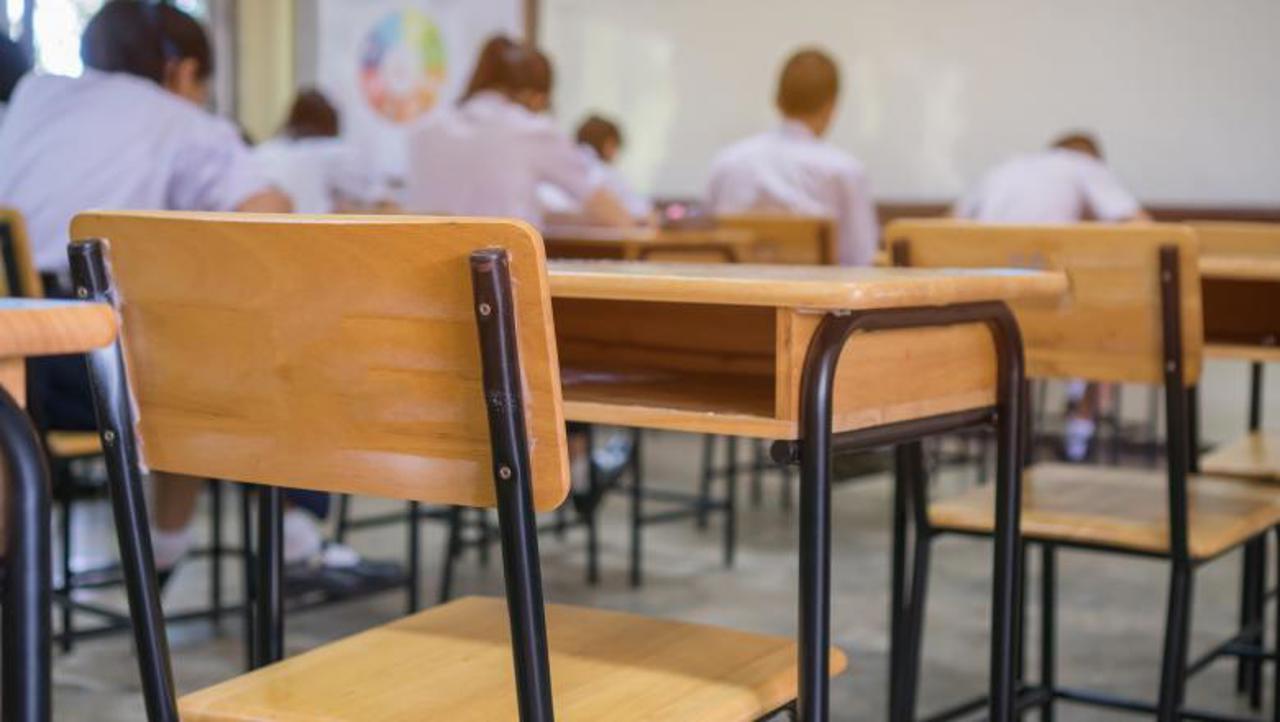 Noutăți pentru următorul an de studii: Învățământ la distanță în clasa a X-a și organizarea mai bună a perioadei tezelor și vacanțelor