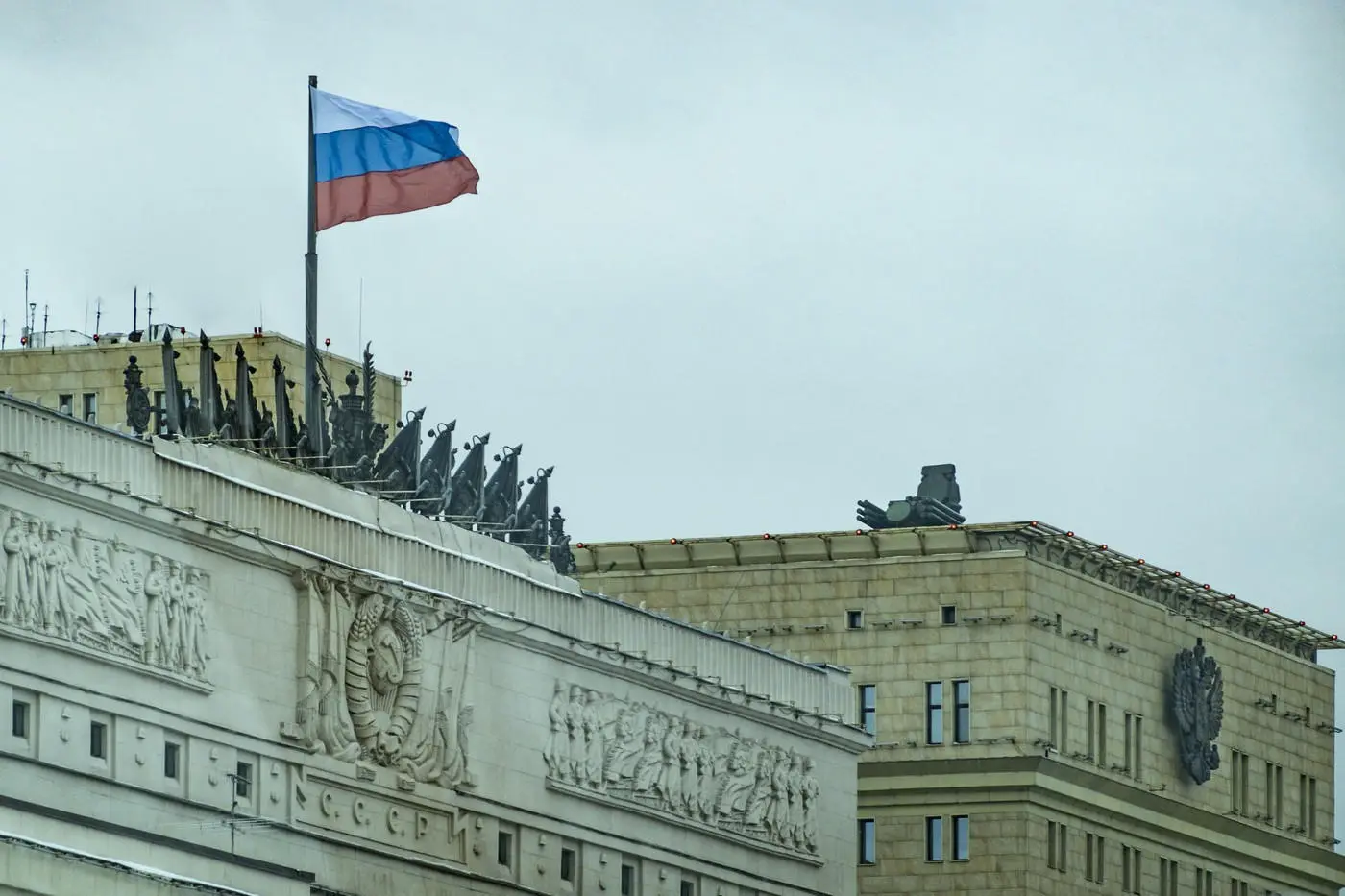 VIDEO // Anatomia atacului care a zguduit Moscova. Cum au trecut dronele Ucrainei de inelele dense de apărare antiaeriană din capitala Rusiei