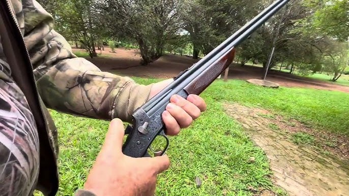 Video // Arsenal de arme, muniții și mecanisme pentru arme - descoperite într-o gospodărie din Hîrtopul Mare