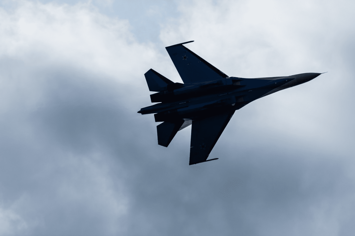 Londra denunță: un avion britanic de recunoaștere a fost interceptat „periculos” de către Rusia deasupra Mării Negre