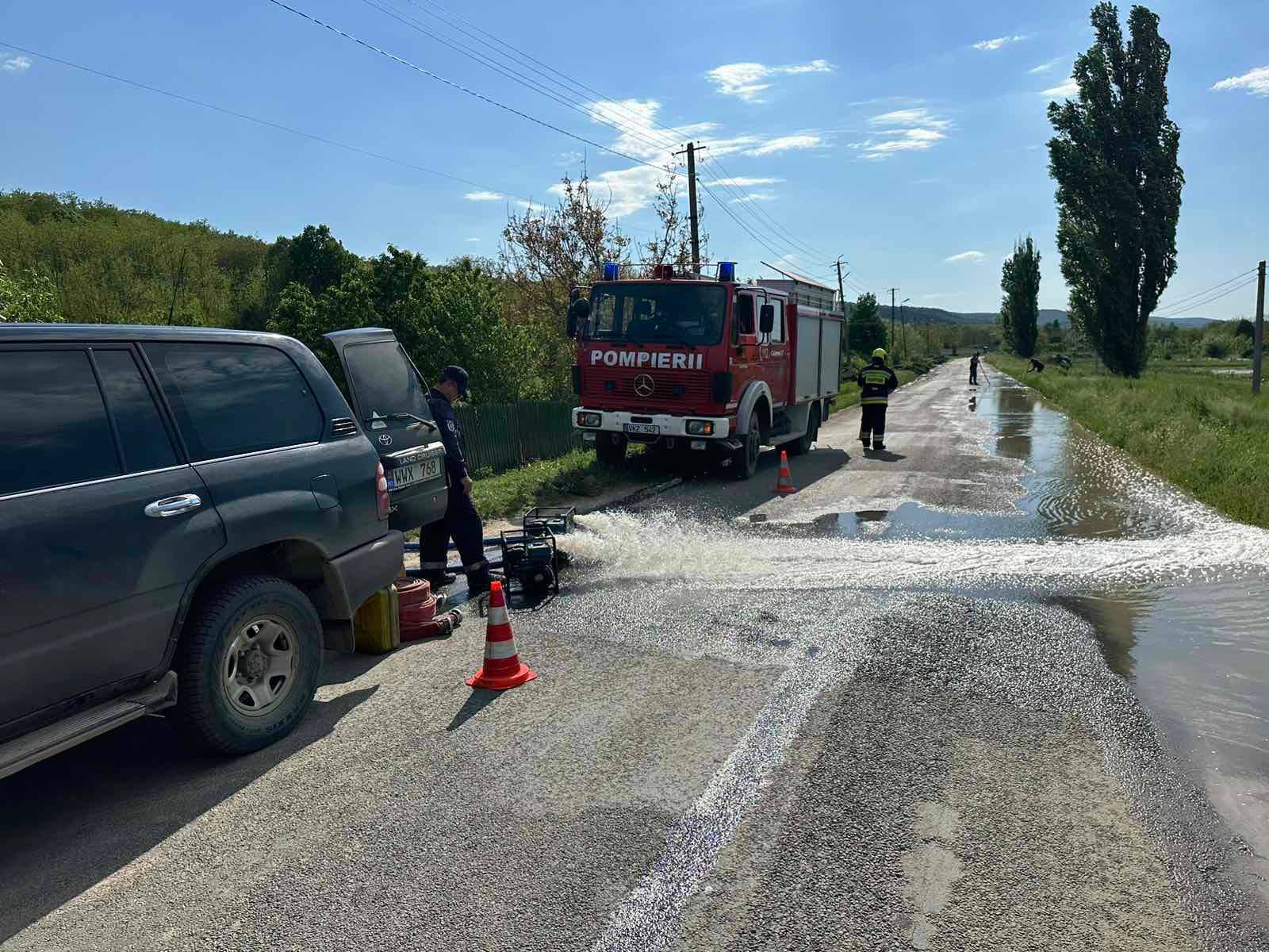 Comisiile pentru situații excepționale estimează suma prejudiciilor provocate de ploile puternice