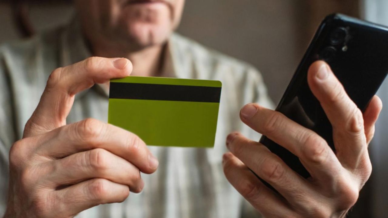 Escrocherii telefonice cu prejudicii de peste 1 milion de lei, înregistrate în ultimele 24 de ore