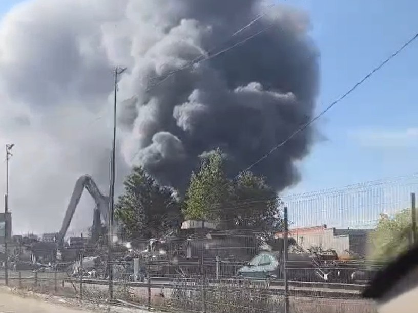 Incendiul de la un depozit din Chișinău, lichidat la mai bine de 24 de ore de la izbucnirea sa