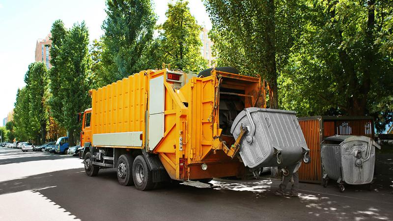 Regia Autosalubritate va mai primi patru autospeciale pentru străzile înguste