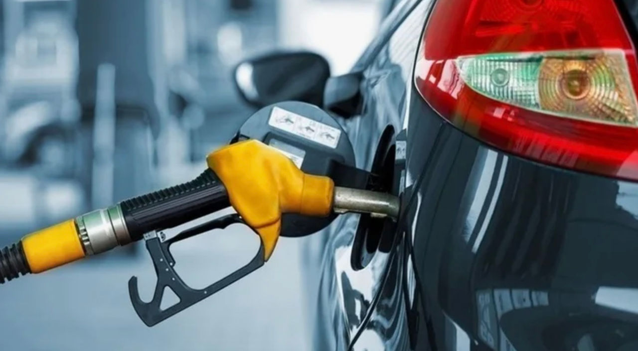 Prețul benzinei scade sub 30 de lei pe litru, după o nouă ieftinire