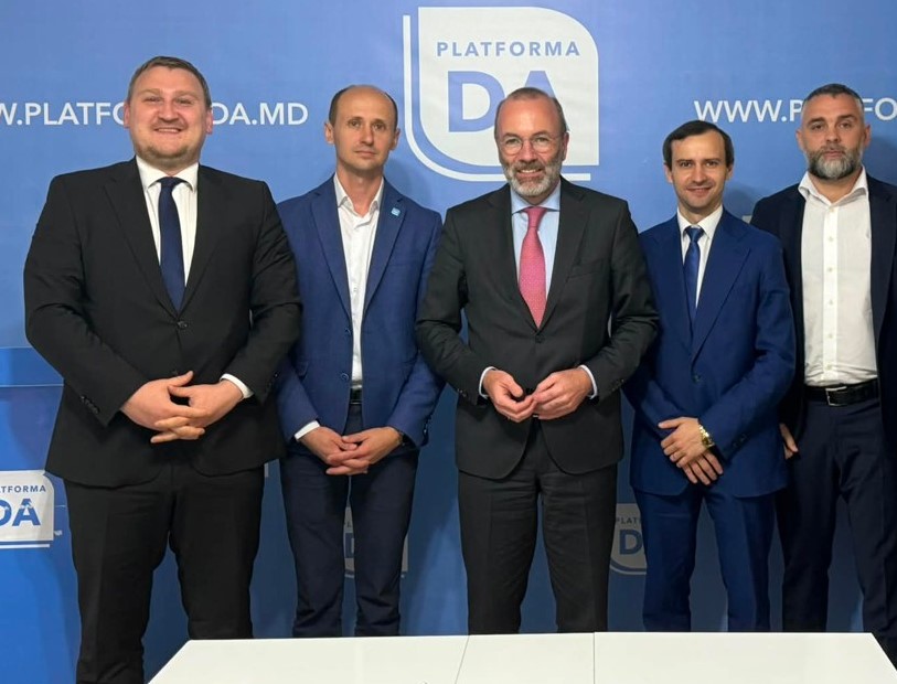 Liderul PPE transmite un mesaj clar: Locul Republicii Moldova este în UE