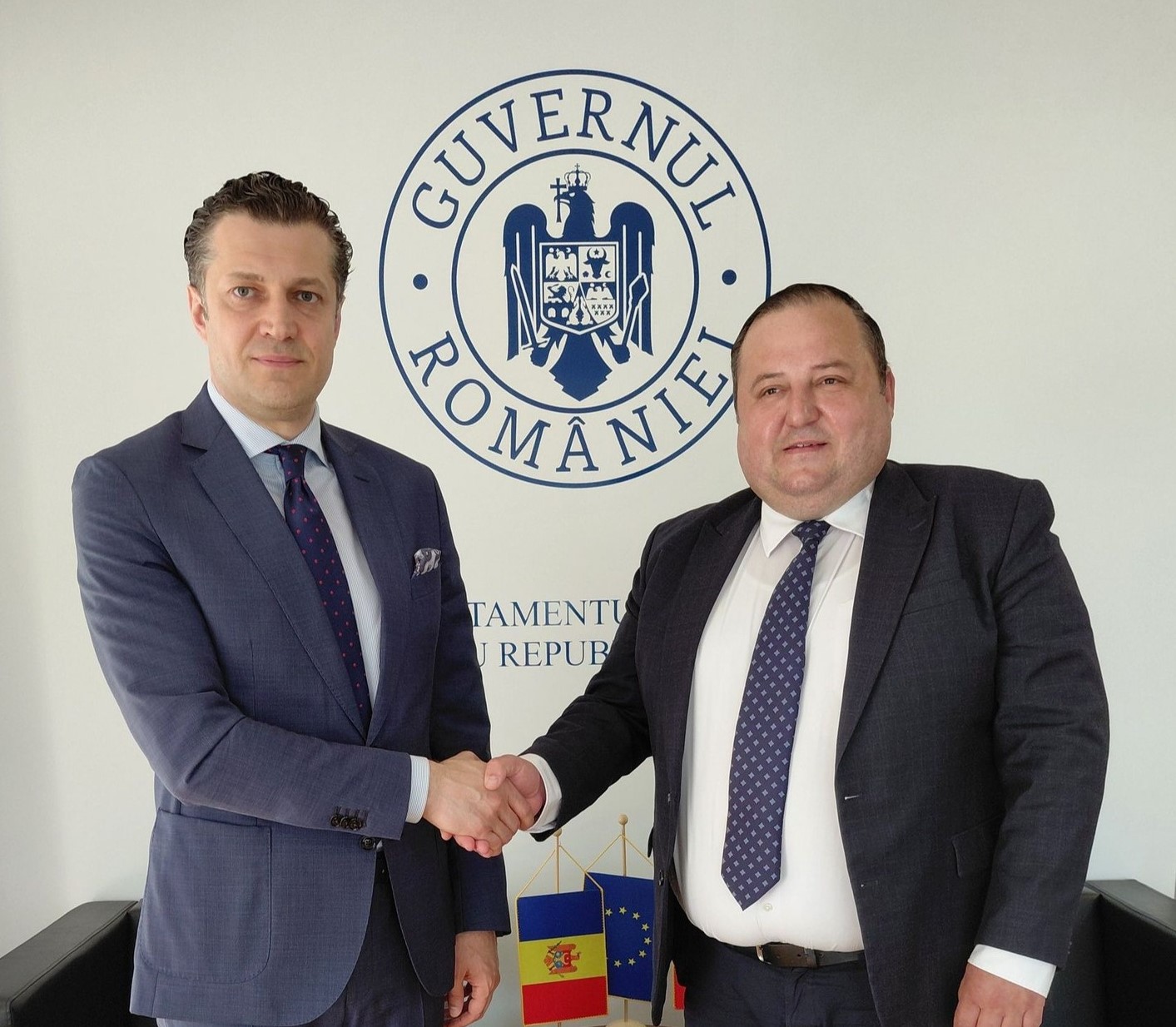 Consolidarea colaborării dintre DRRM și Ambasada R. Moldova la București, discutată de Constantin-Valentin Răducanu și Mihai Mîțu
