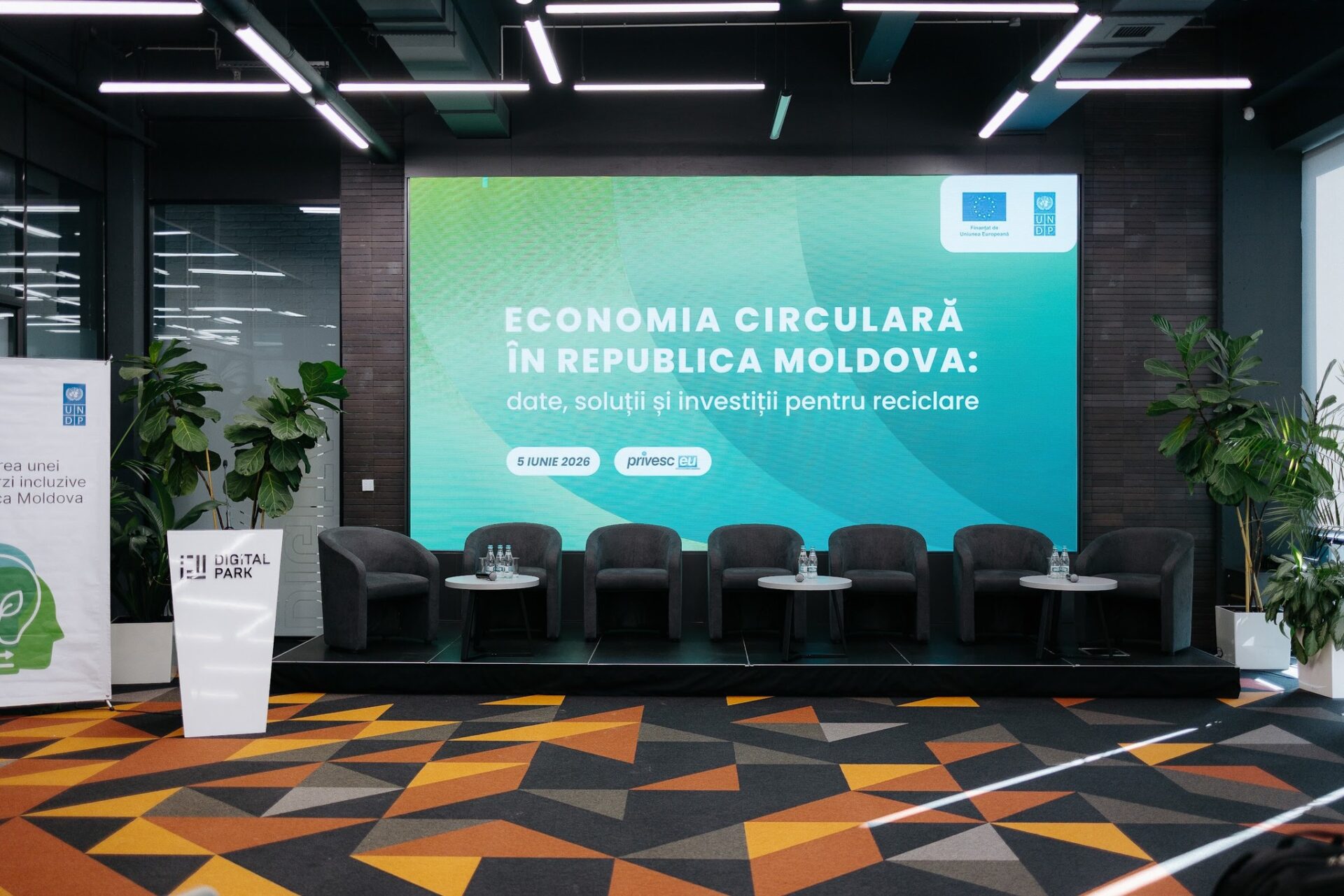 UE și PNUD acordă aproape jumătate de milion de euro pentru cinci companii de reciclare din R. Moldova
