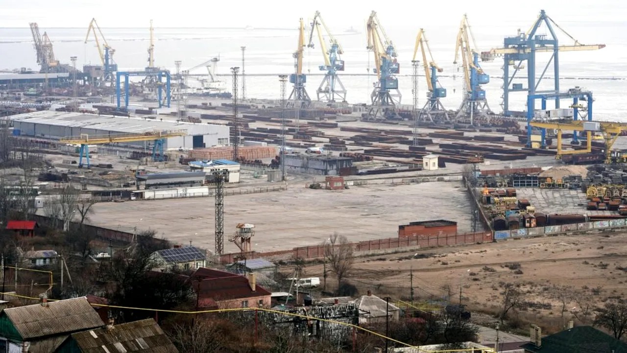 Atac ucrainean asupra portului Mariupol. Infrastructura logistică rusească, puternic afectată