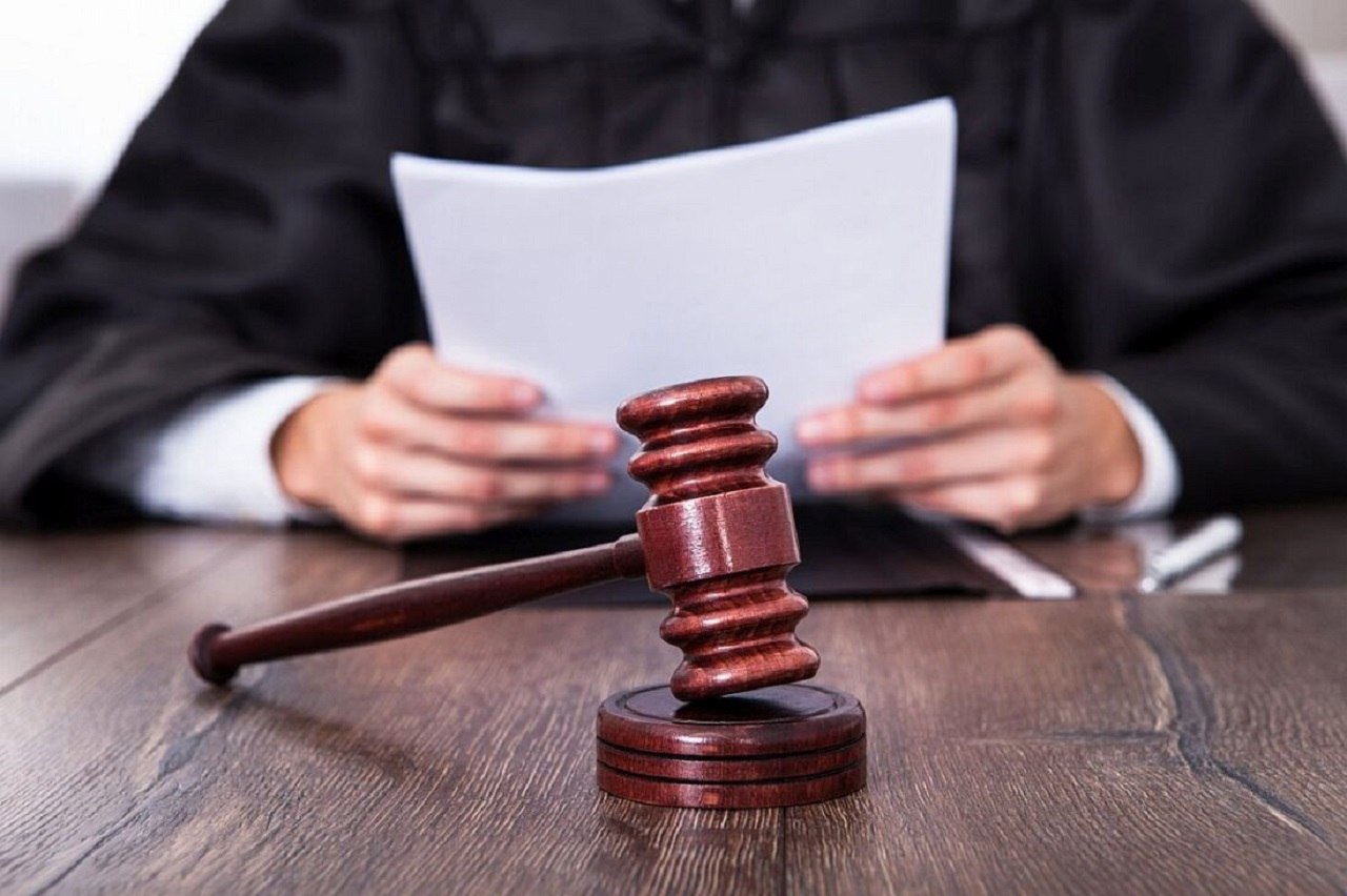 A ucis amanta concubinului și pe fratele acestuia. O femeie din Cahul, trimisă după gratii