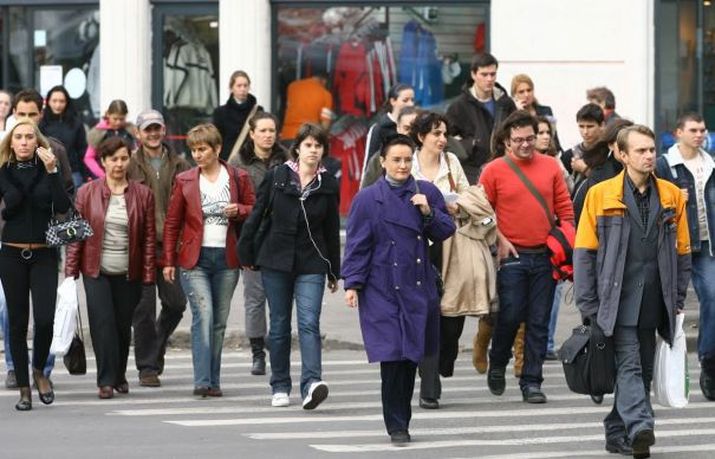Impozitul pe venit ar putea scădea la 7% pentru veniturile de până la un milion de lei