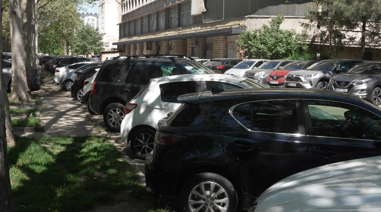 Șoferii vor putea găsi mai ușor parcările publice cu ajutorul unei hărți interactive