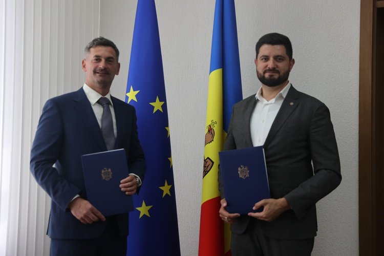 Memorandum // R. Moldova va colabora cu UE pentru dezvoltarea mobilității și energiei verzi