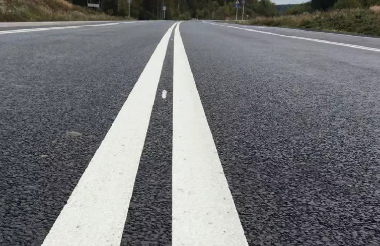 Noi reguli pentru camioane și transportatori. Legislația rutieră, armonizată cu normele UE