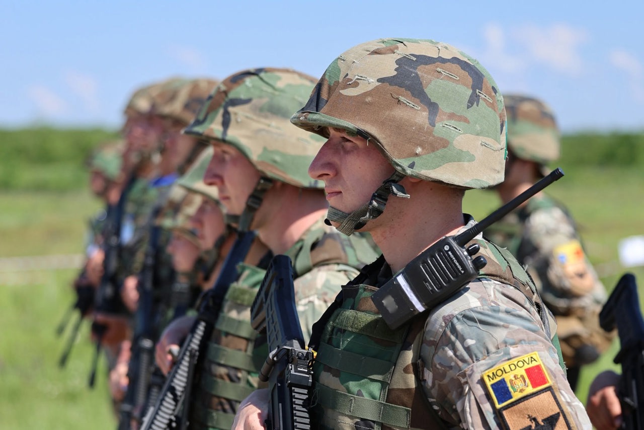 Crește vârsta de pensionare pentru militari și pentru funcționarii cu statut special