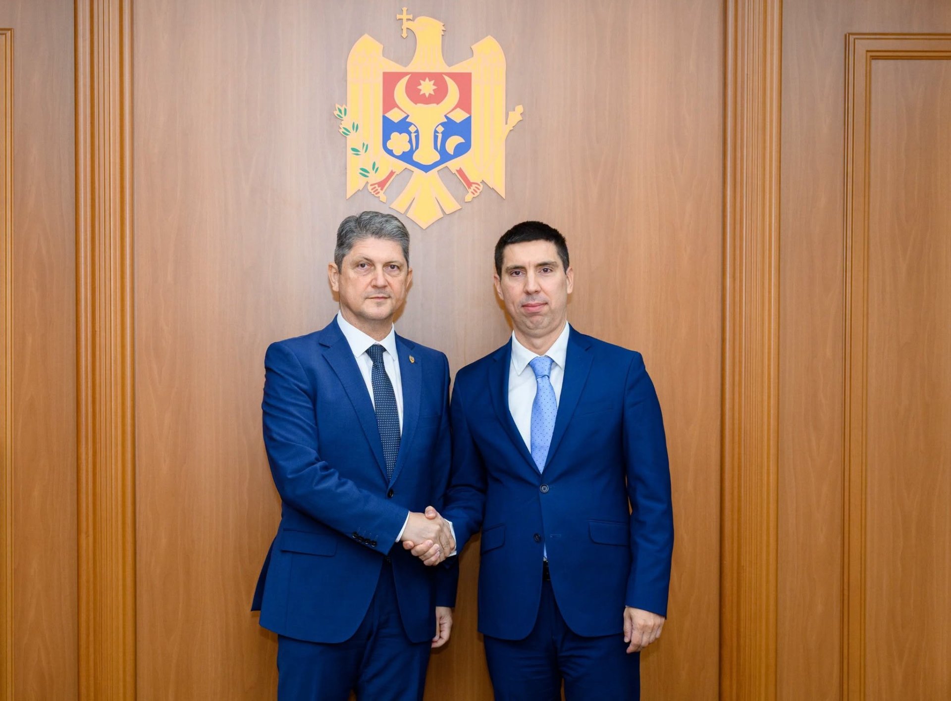 Prioritățile parcursului european al R. Moldova și proiectele comune moldo-române, discutate de Mihai Popșoi și Titus Corlățean