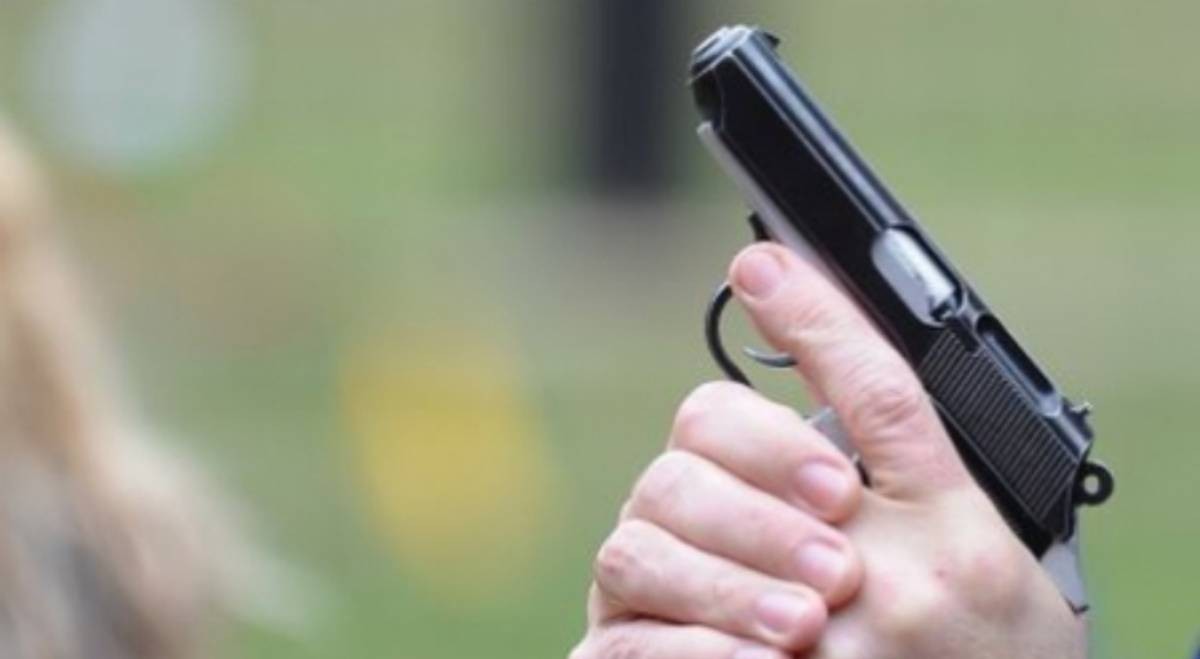 Actele pentru port-arme civile pot fi solicitate online, fără deplasare la ghișeu