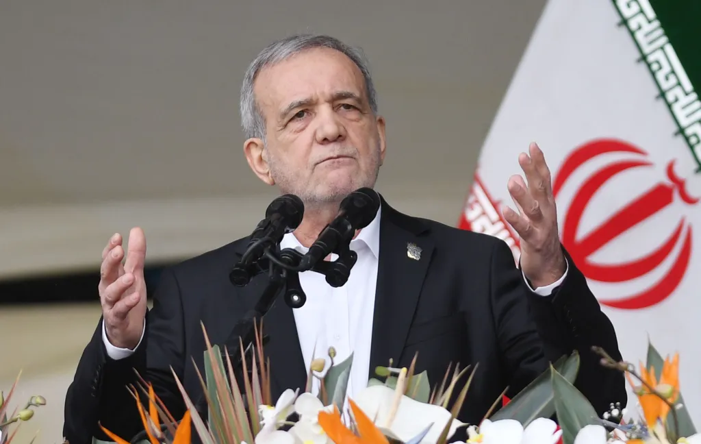 Iranul, dispus să facă o concesie majoră Statelor Unite. Anunțul președintelui Pezeshkian