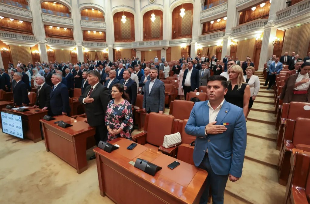 Ex-președintele Curții Constituționale din România explică de ce proiectul lui Șoșoacă privind unirea cu R. Moldova, adoptat tacit de deputați, „nu are nicio șansă”