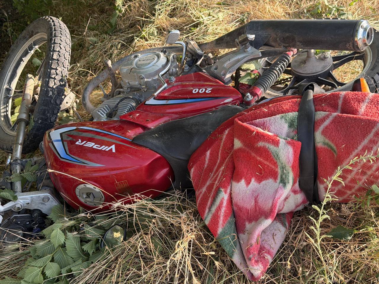 Accident mortal în raionul Vulcănești. Un motociclist a murit, iar doi pasageri au fost răniți