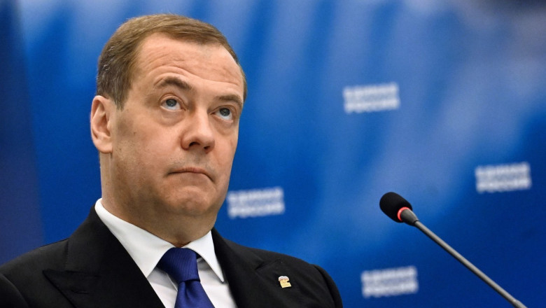 Dmitri Medvedev amenință Finlanda: „Se află acum pe lista țintelor nucleare ale Rusiei. Bucură-te, ai atins apogeul securității!”