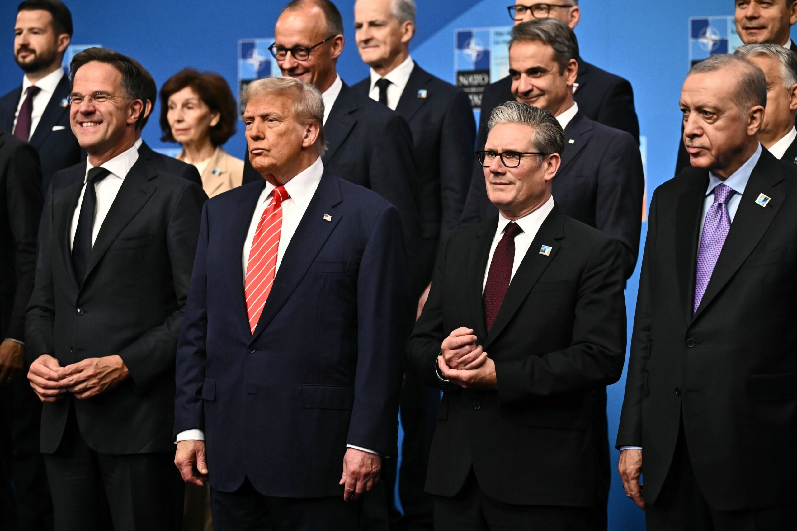Trump califică summitul NATO drept „un mare succes” şi subliniază „o unitate extraordinară” pe care a constatat-o la reuniunea de miercuri