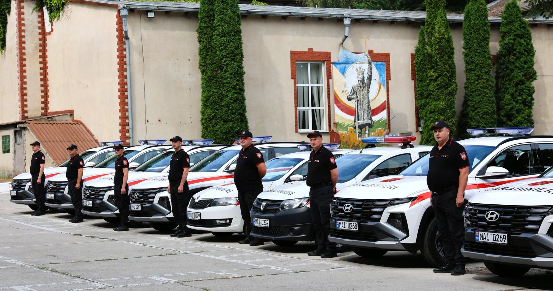 Inspectoratul General de Carabinieri a primit 14 automobile de serviciu cu sprijinul UE și al Italiei