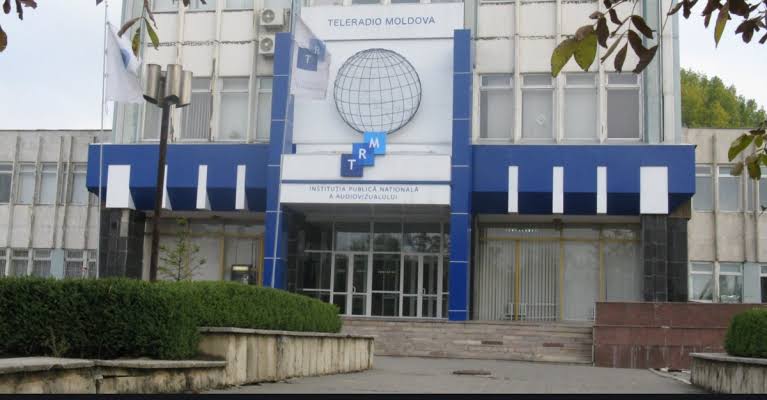 Patru pretendenți au rămas în cursa pentru conducerea Teleradio-Moldova. Urmează etapa interviului