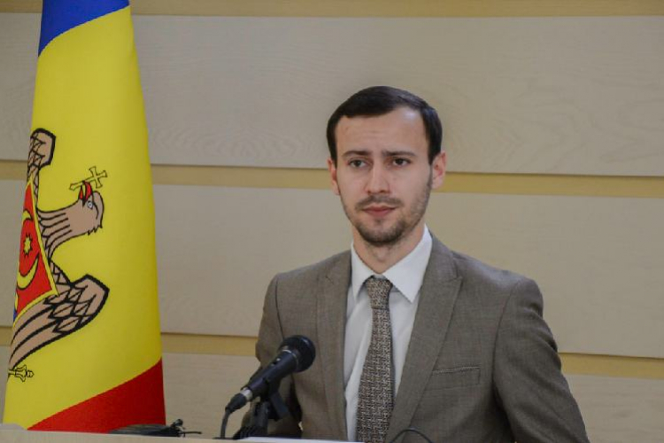 Dinu Plîngău: Opoziția încearcă să decredibilizeze activitatea comisiei de anchetă