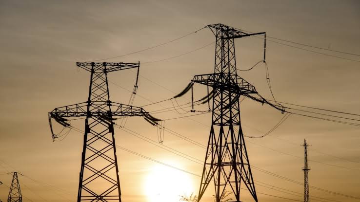 Peste 9000 de consumatori vor rămâne fără energie electrică din cauza unor lucrări la linia Chișinău-Sculeni