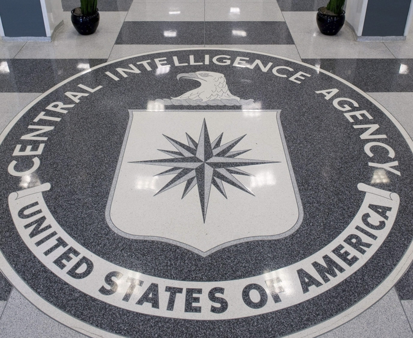 Reuters: Atacurile Iranului asupra unor instalaţii CIA ridică semne de întrebare cu privire la un posibil rol al Rusiei