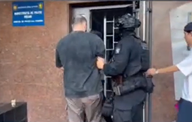 VIDEO // Traficant de droguri, condamnat anterior în lipsă, identificat și plasat în penitenciar