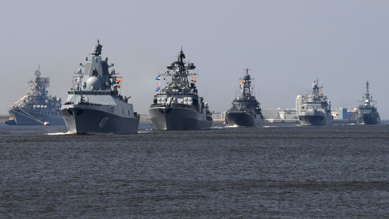 Rusia a anulat parada de Ziua Marinei de la Sankt Petersburg pentru al doilea an consecutiv