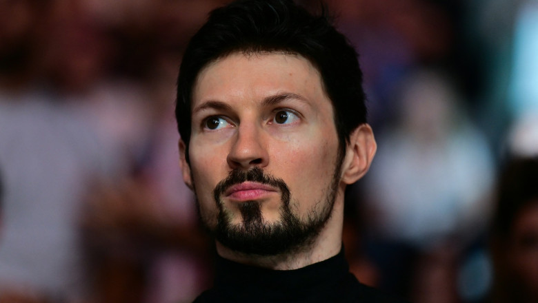 Fondatorul Telegram, Pavel Durov, acuzat de FSB de „sprijinirea terorismului”. Mandat internaţional de arestare pe numele său