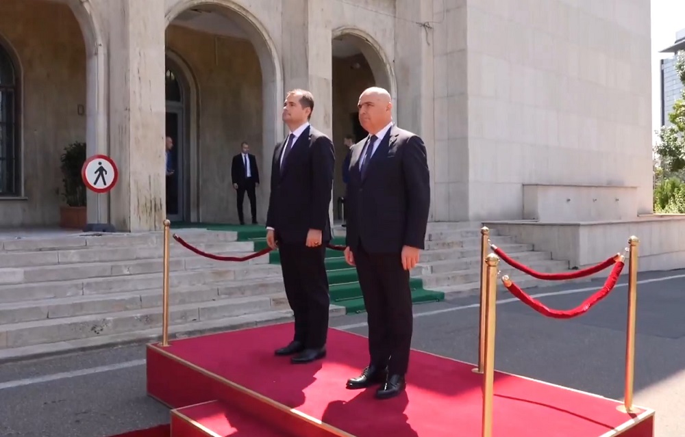 LIVE // Conferința de presă comună susținută de prim-miniștrii Vasile Tofan și Ilie Bolojan