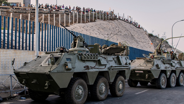 Spania trimite trupe militare în Ceuta, după ce aproximativ 60 000 de migranţi au intrat ilegal. Reacția Uniunii Europene