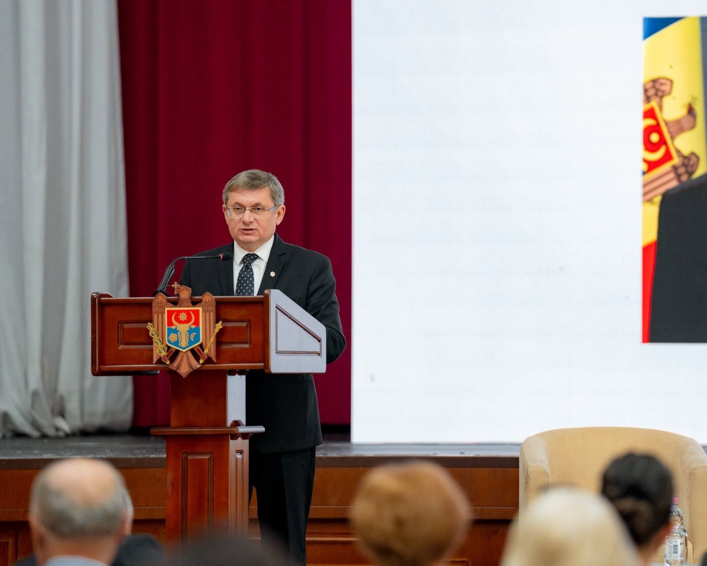 Statul va interveni pentru a ajuta cetățenii în cazul scumpirii gazelor naturale. Igor Grosu: „Guvernul va veni cu soluții, nu putem să lăsăm oamenii în fața scumpirilor”