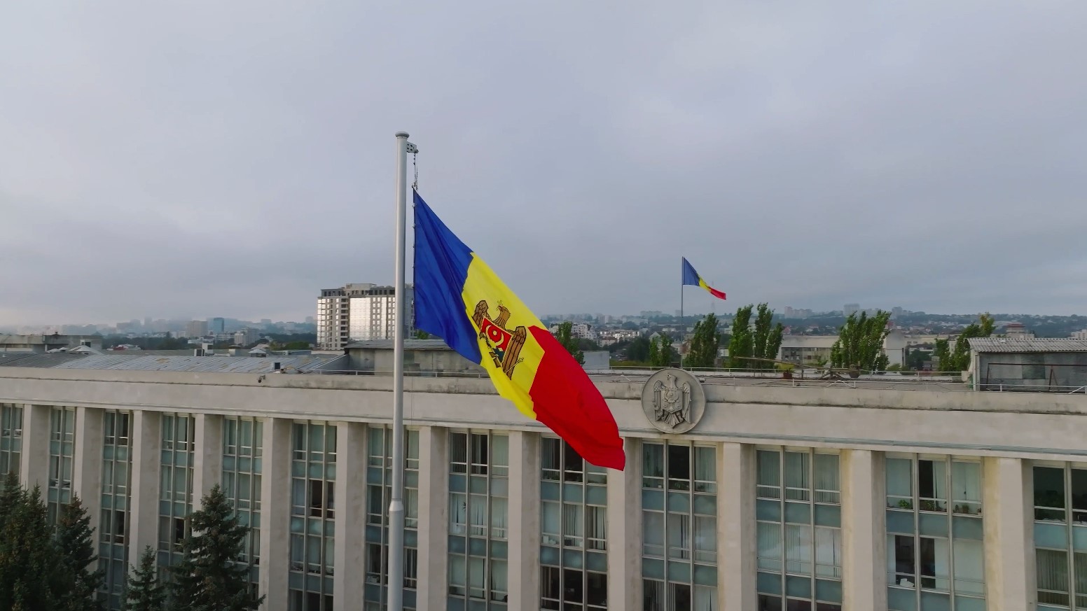 Guvernul a început verificări după ce o delegație talibană a ajuns la Chișinău