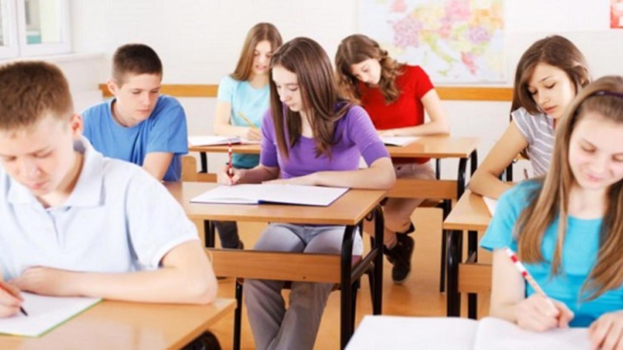 Peste 84% dintre locurile în licee au fost ocupate în prima etapă de admitere