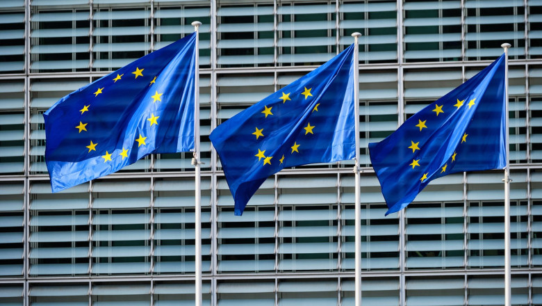 UE folosește 1,4 miliarde de euro din active rusești imobilizate pentru sprijinirea Ucrainei
