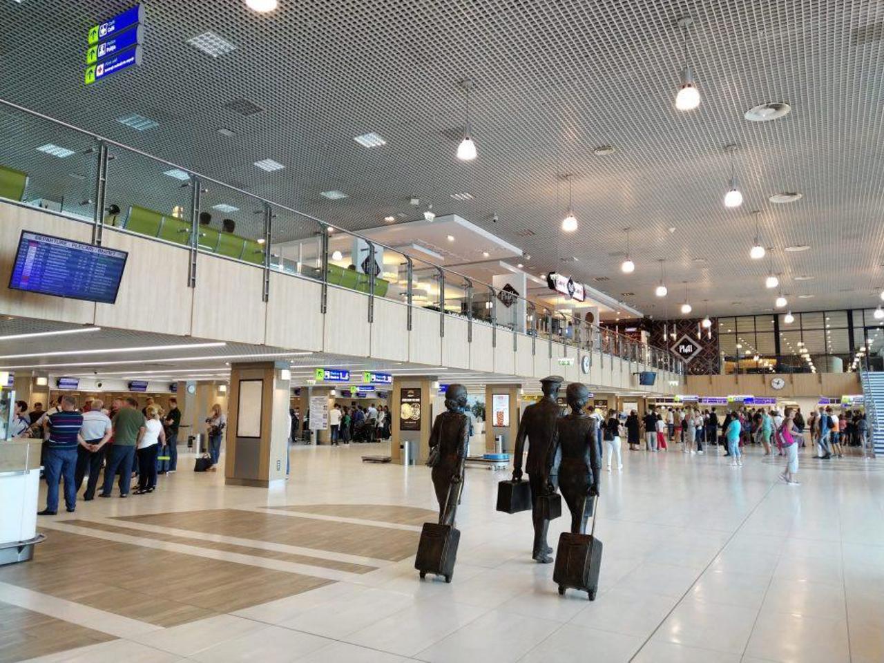 Peste 811 mii de pasageri au trecut prin Aeroportul Chișinău în iulie