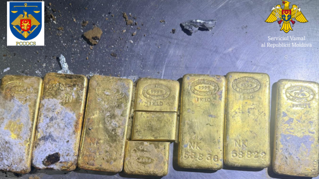 Au încercat să aducă ilegal, din Belgia, aur de peste 19 milioane de lei. Trei moldoveni, pe banca acuzaților