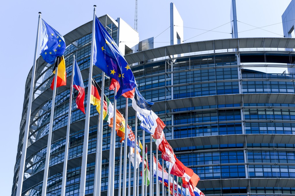Comisia Europeană a trimis o echipă la Ceuta pentru a evalua situaţia migranţilor: „Spania are susținerea noastră”