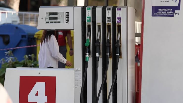 ANRE: 75 de benzinării din R. Moldova au rămas fără motorină, iar 27 – fără benzină