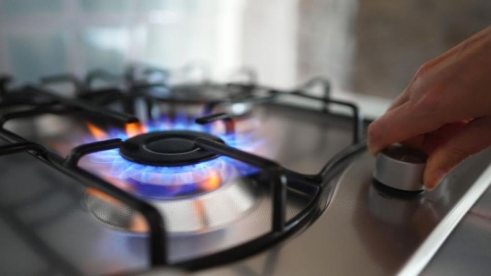 Societatea civilă cere amânarea ajustării prețurilor și suspendarea TVA la gaze